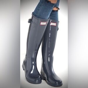 Hunter Original Tall Gloss in steel grey color size 5